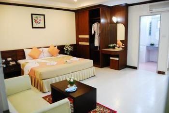 Sabai Hotel Nakhon Ratchasima Ngoại thất bức ảnh